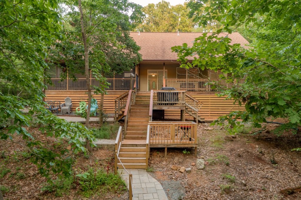 Dreamcatcher Vacation Rental at Lake Gaston