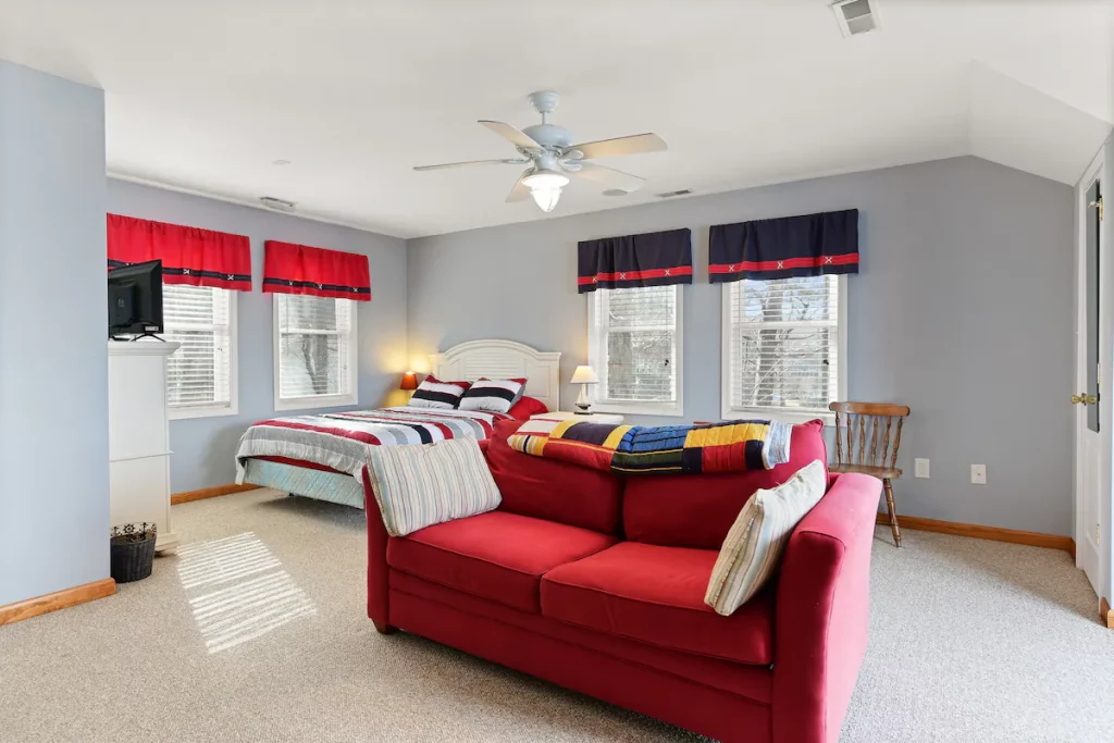 Upstairs suite